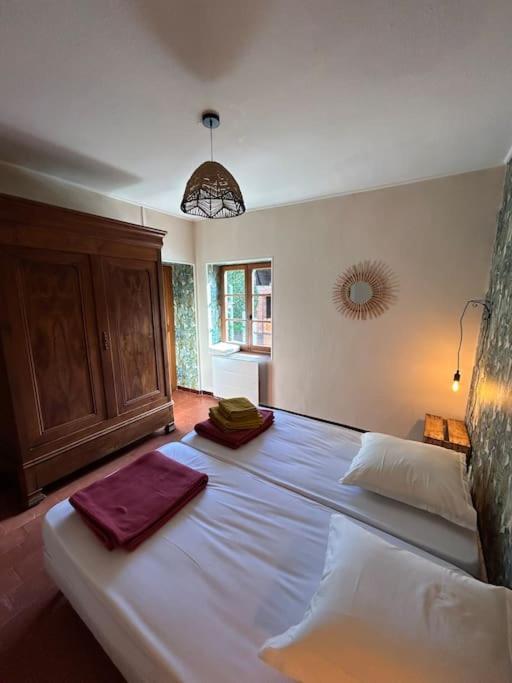 La Maison De Barbara La Guiche ภายนอก รูปภาพ