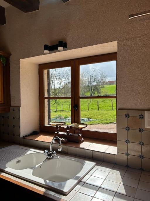 La Maison De Barbara La Guiche ภายนอก รูปภาพ